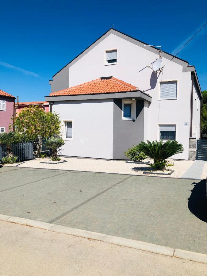 Apartment Miaantonia Vrsi Exteriér fotografie